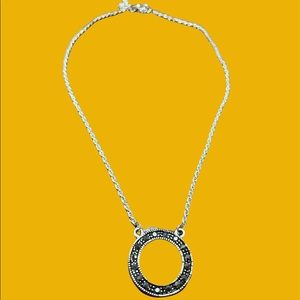 Silver tone black round fashion pendant woman necklace